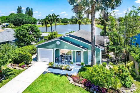 9108 Chrysanthemum Drive Boynton Beach FL 33472