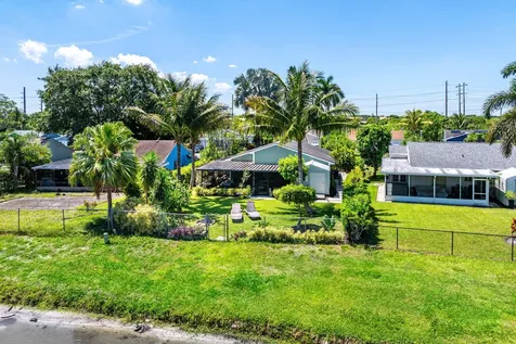 9108 Chrysanthemum Drive Boynton Beach FL 33472