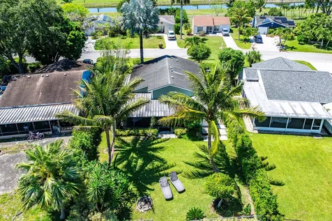 9108 Chrysanthemum Drive Boynton Beach FL 33472