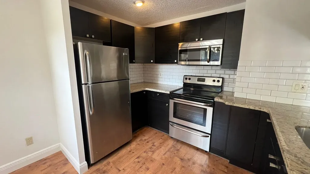 9621 NW 4th Street Coral Springs FL 33071