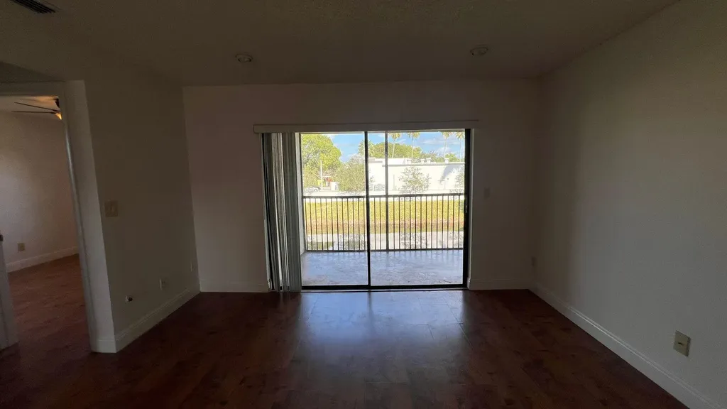 9621 NW 4th Street Coral Springs FL 33071