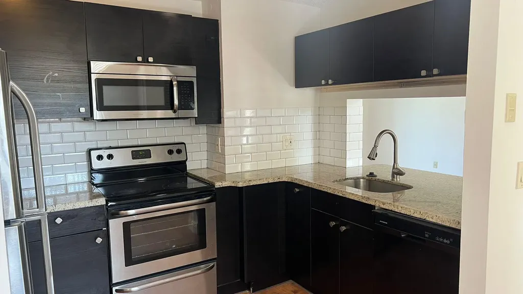 9621 NW 4th Street Coral Springs FL 33071