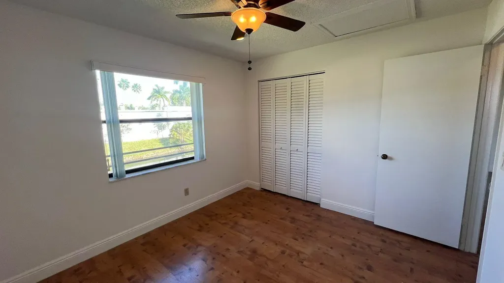 9621 NW 4th Street Coral Springs FL 33071