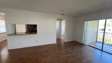 9621 NW 4th Street Coral Springs FL 33071