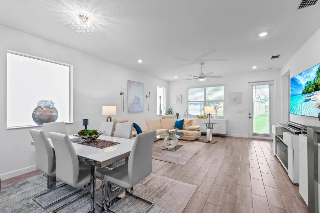 5726 Graceful Way Delray Beach FL 33484