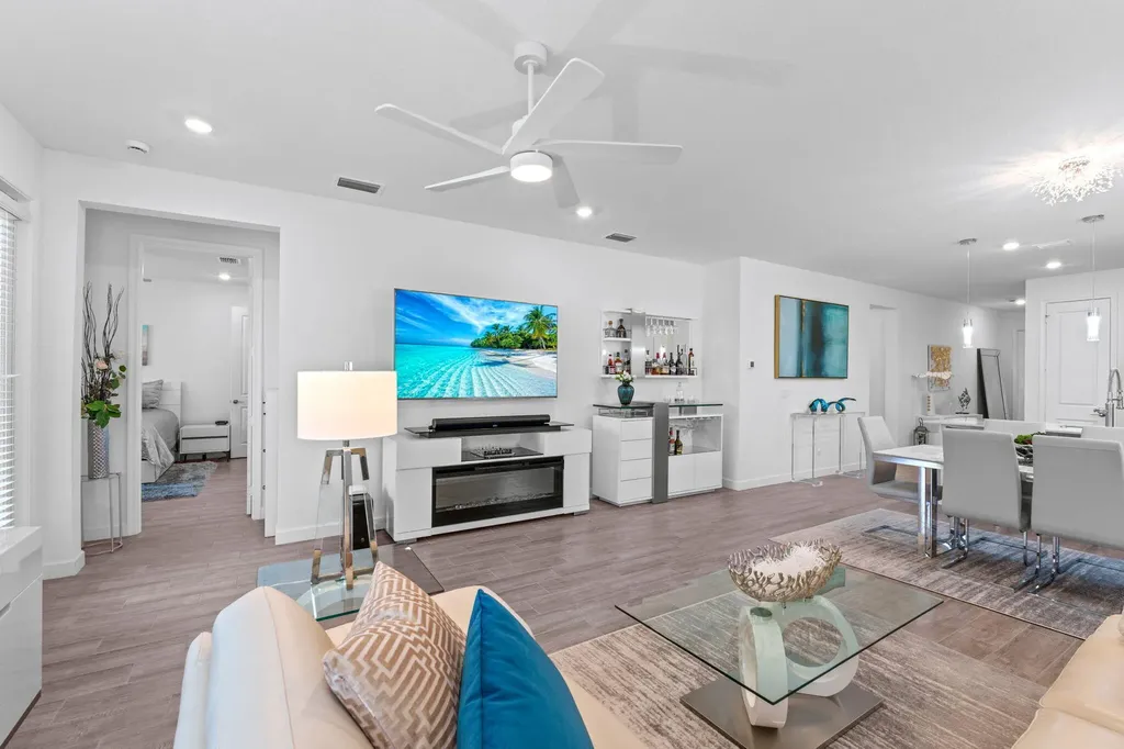 5726 Graceful Way Delray Beach FL 33484