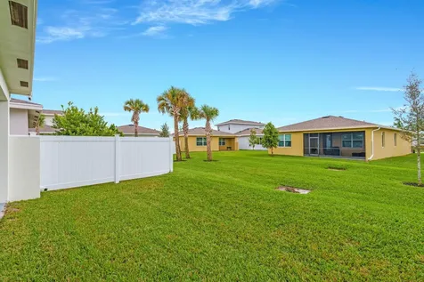 5726 Graceful Way Delray Beach FL 33484