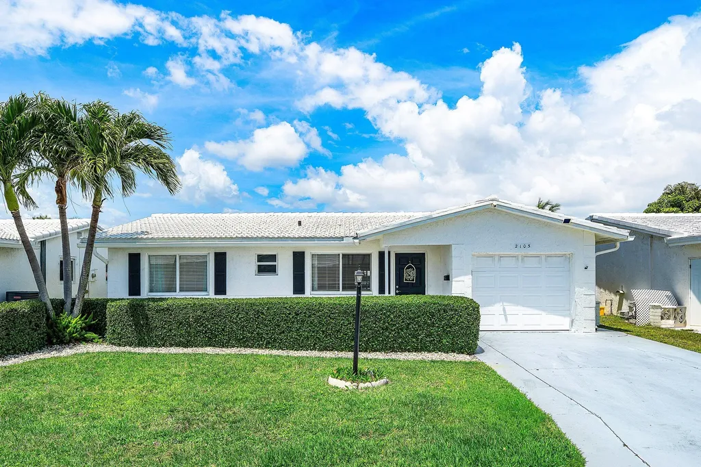 2105 SW 14th Place Boynton Beach FL 33426