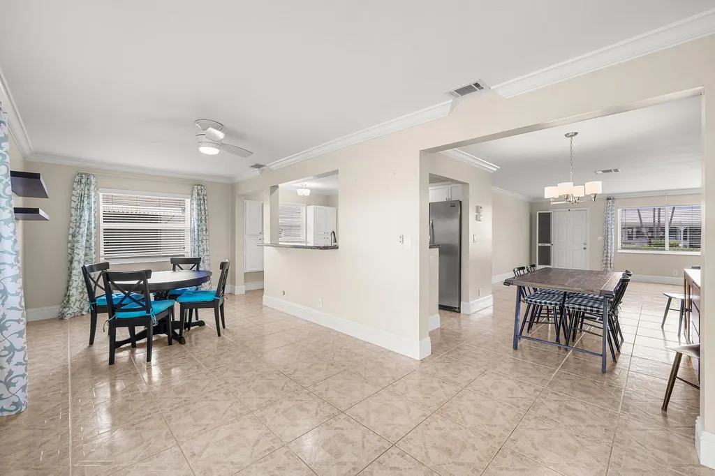 2105 SW 14th Place Boynton Beach FL 33426