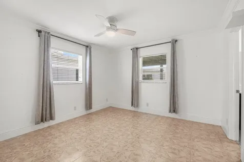 2105 SW 14th Place Boynton Beach FL 33426