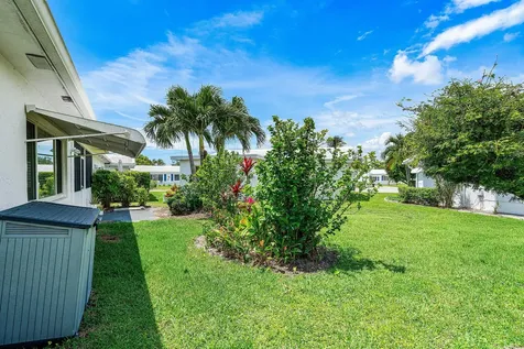 2105 SW 14th Place Boynton Beach FL 33426