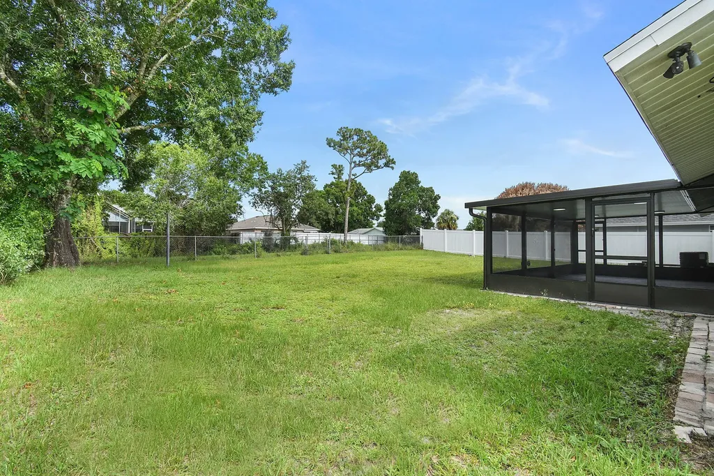 1951 SW Agnes Street Port St Lucie FL 34953