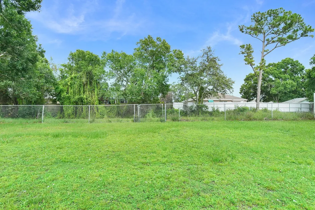 1951 SW Agnes Street Port St Lucie FL 34953
