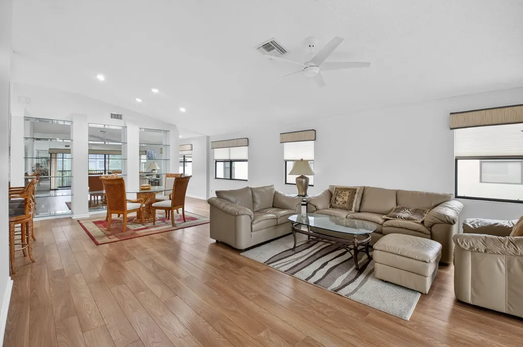 10039 S 53rd Way S Boynton Beach FL 33437