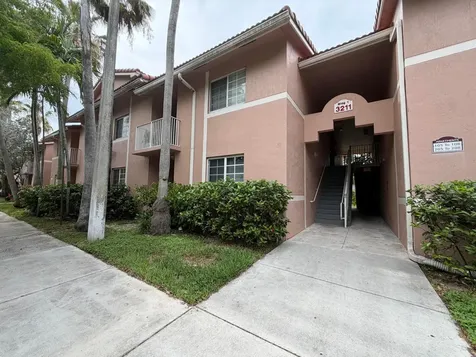3211 Sabal Palm Manor Davie FL 33024