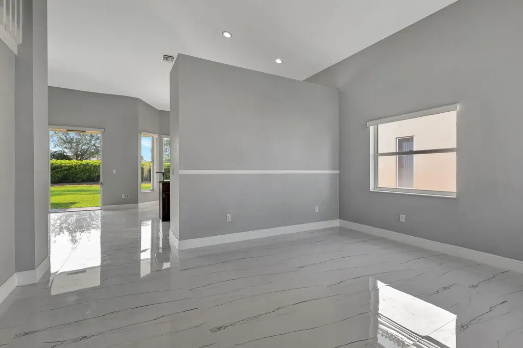 4190 Bahia Isle Circle Wellington FL 33449