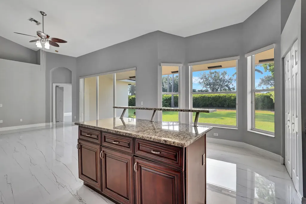 4190 Bahia Isle Circle Wellington FL 33449