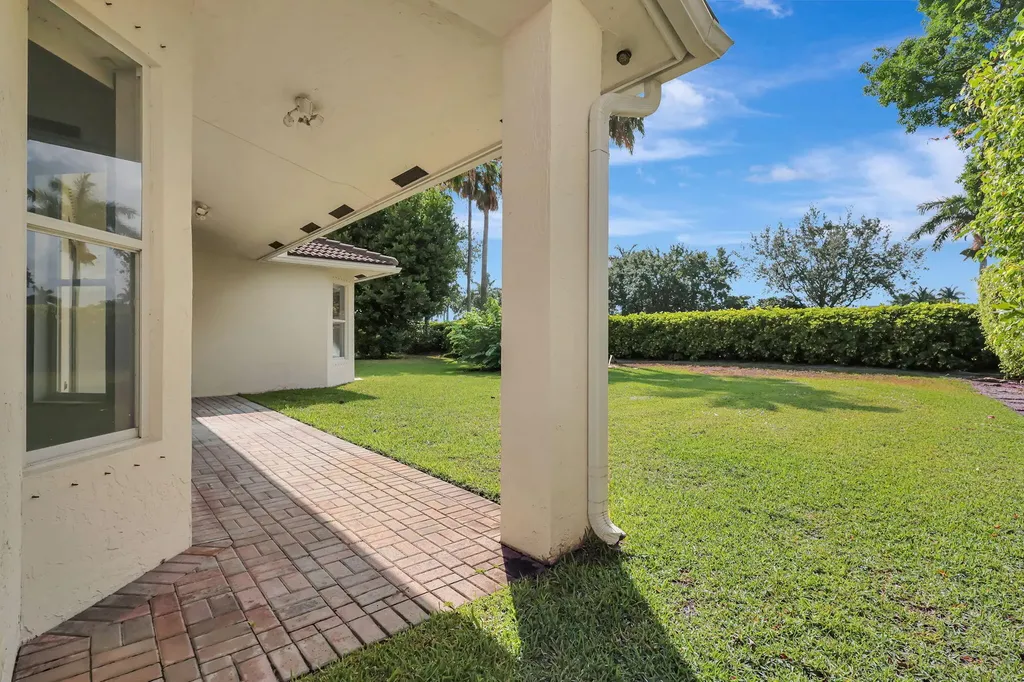 4190 Bahia Isle Circle Wellington FL 33449
