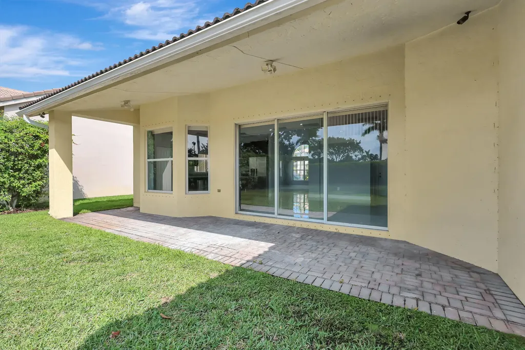 4190 Bahia Isle Circle Wellington FL 33449