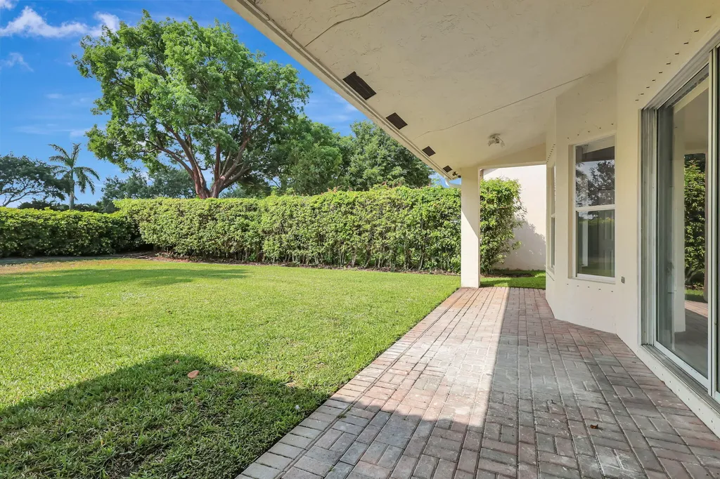 4190 Bahia Isle Circle Wellington FL 33449