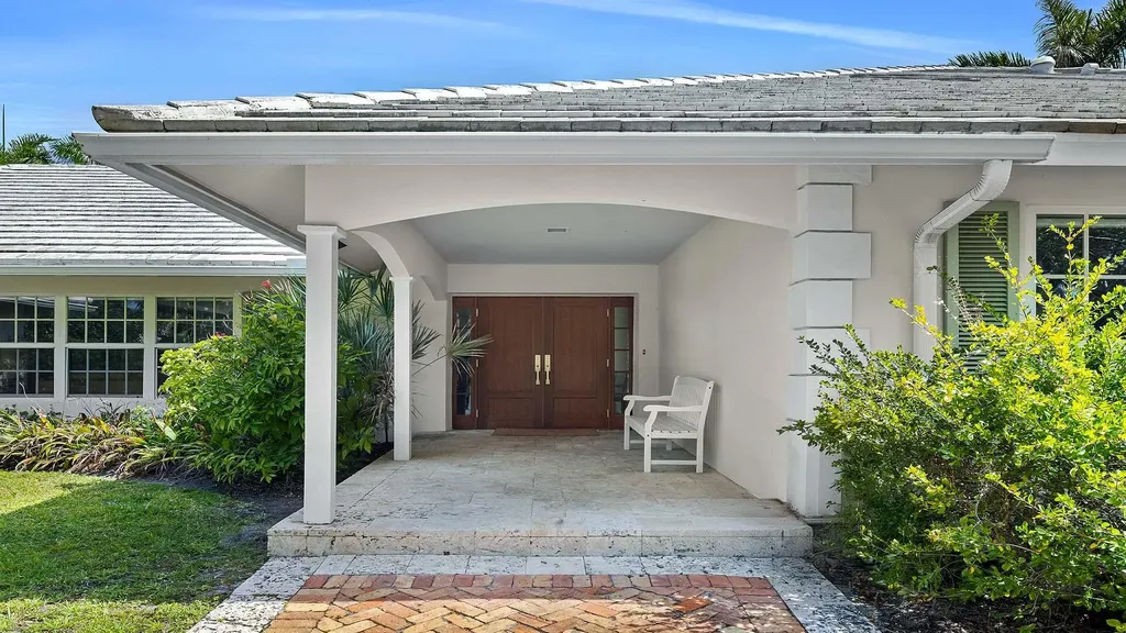 335 Old School Road Gulf Stream FL 33483