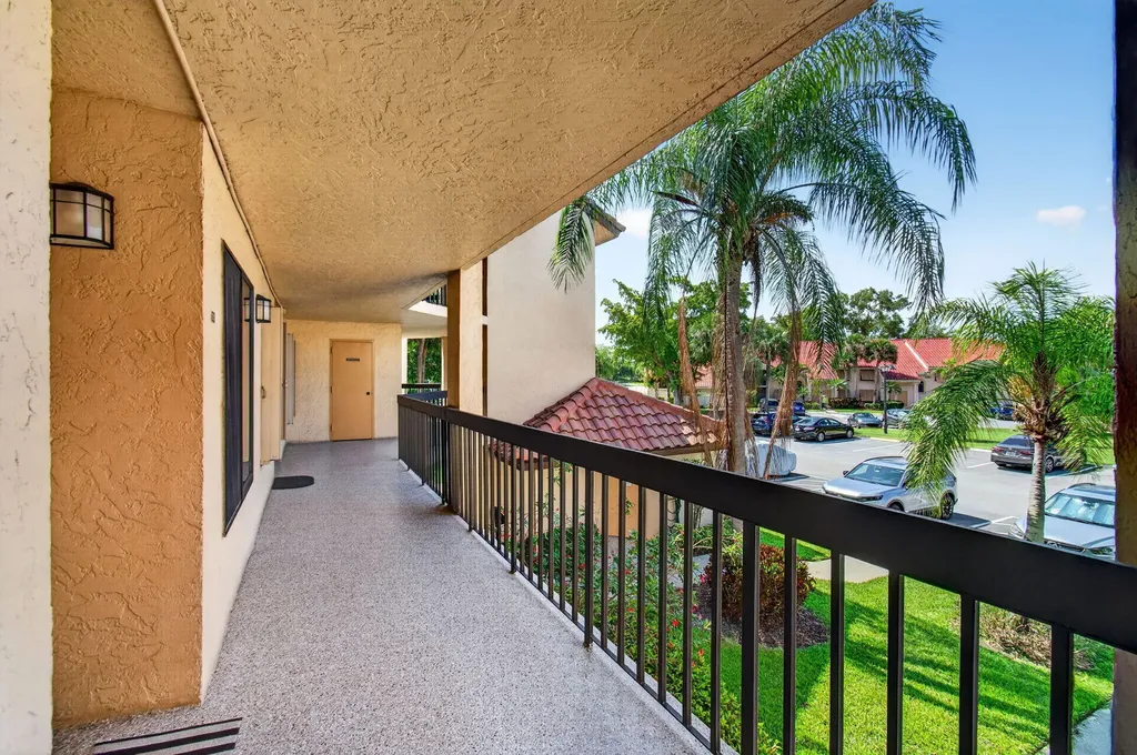 10174 Mangrove Drive Boynton Beach FL 33437