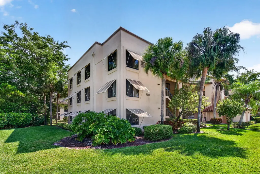 10174 Mangrove Drive Boynton Beach FL 33437
