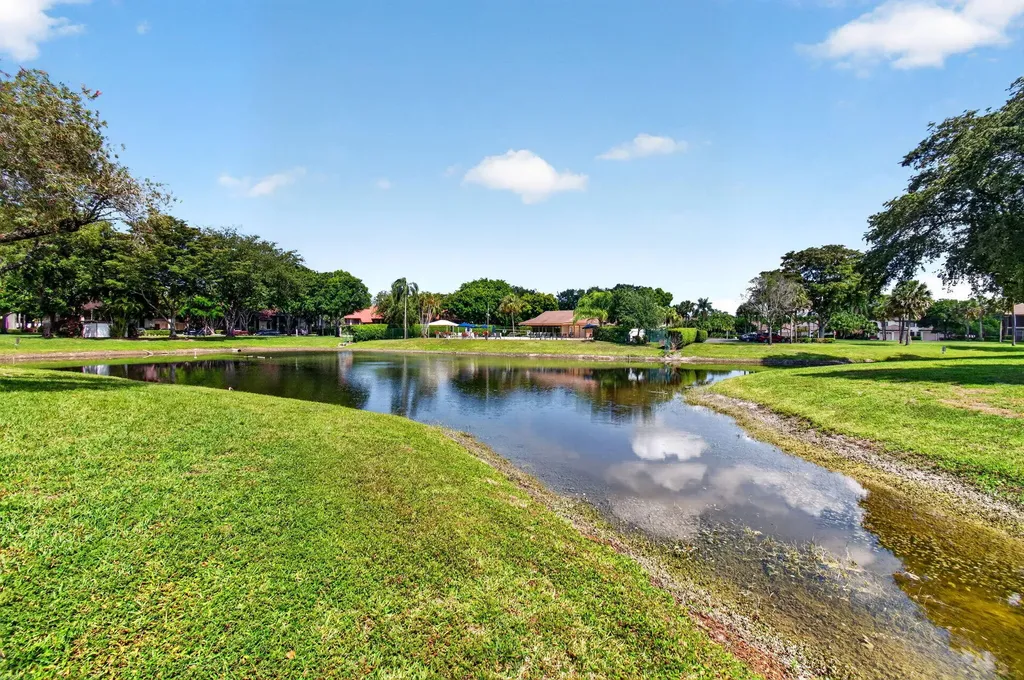 10174 Mangrove Drive Boynton Beach FL 33437