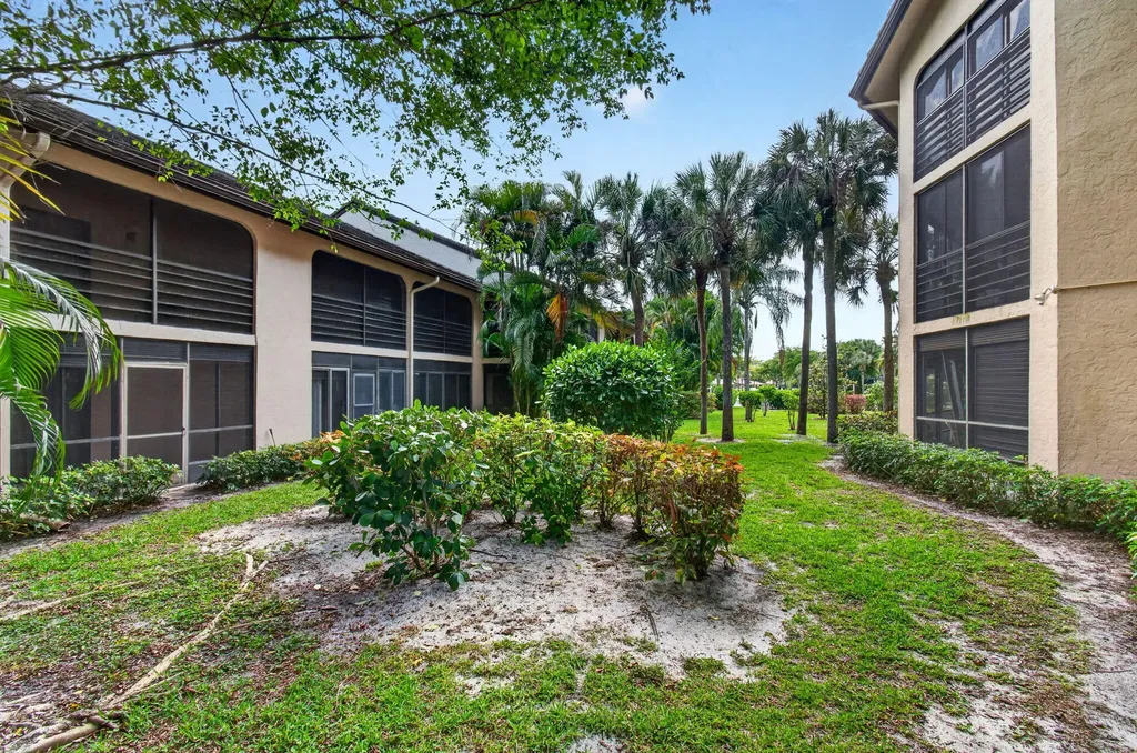 10174 Mangrove Drive Boynton Beach FL 33437