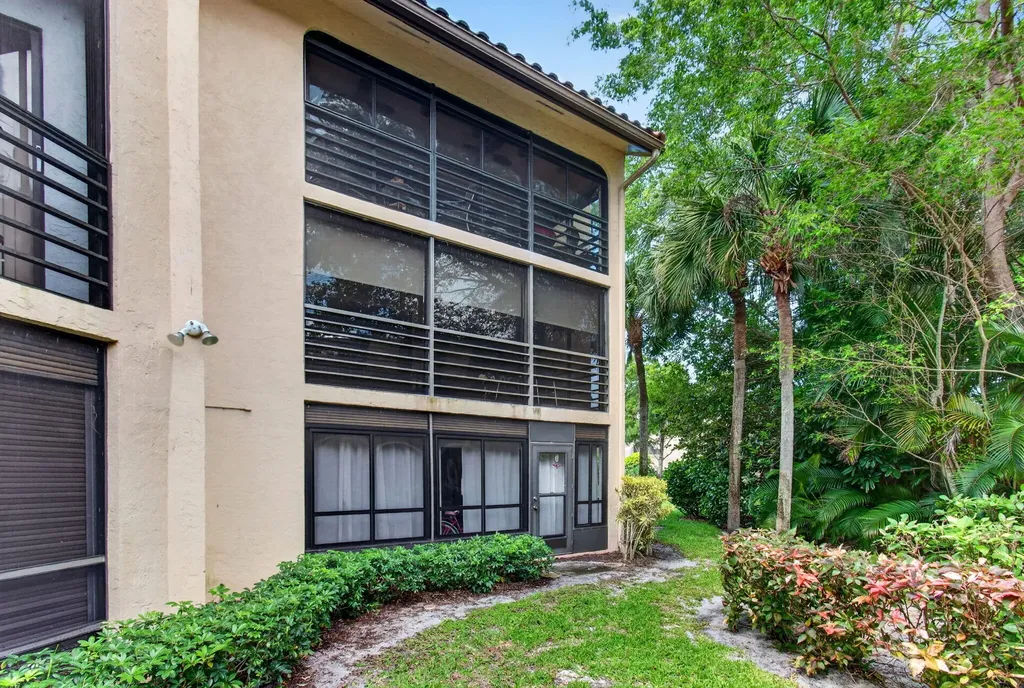 10174 Mangrove Drive Boynton Beach FL 33437
