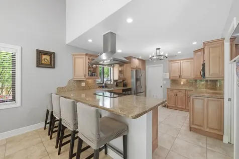 1630 NW 118th Avenue Pembroke Pines FL 33026