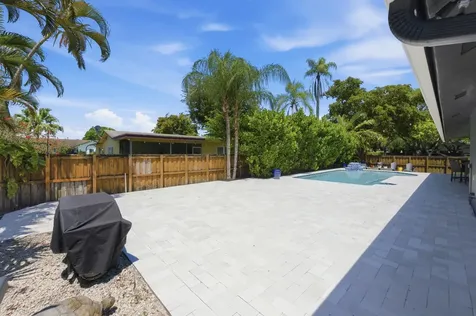 1630 NW 118th Avenue Pembroke Pines FL 33026