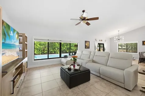 1630 NW 118th Avenue Pembroke Pines FL 33026