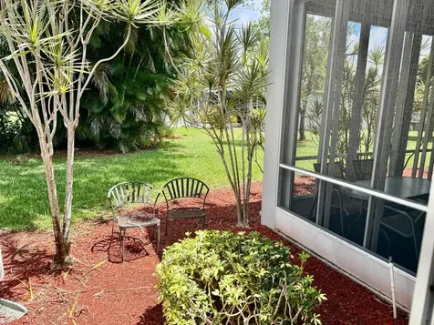10921 Royal Caribbean Circle Boynton Beach FL 33437