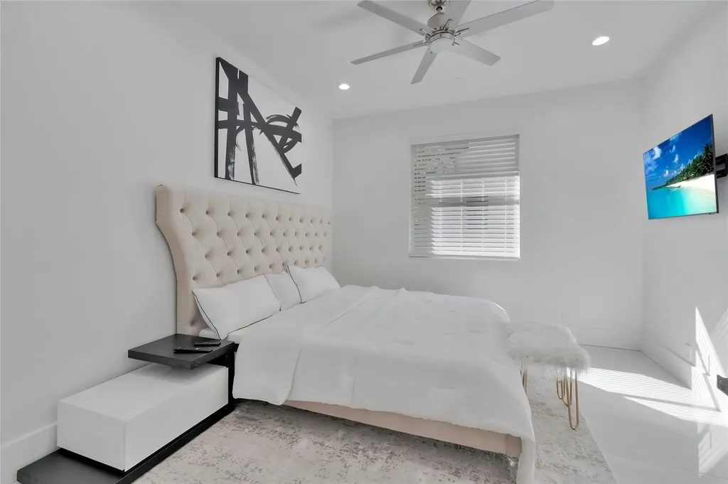 4088 Briarcliff Circle Boca Raton FL 33496