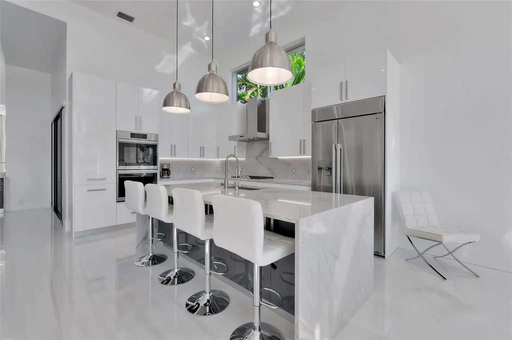 4088 Briarcliff Circle Boca Raton FL 33496