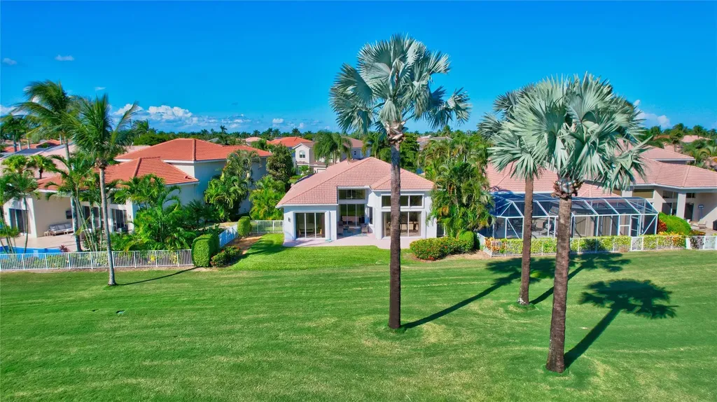 4088 Briarcliff Circle Boca Raton FL 33496