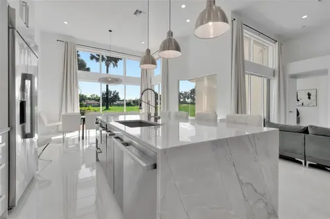 4088 Briarcliff Circle Boca Raton FL 33496