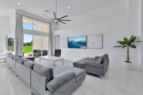 4088 Briarcliff Circle Boca Raton FL 33496