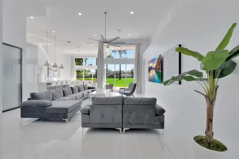 4088 Briarcliff Circle Boca Raton FL 33496