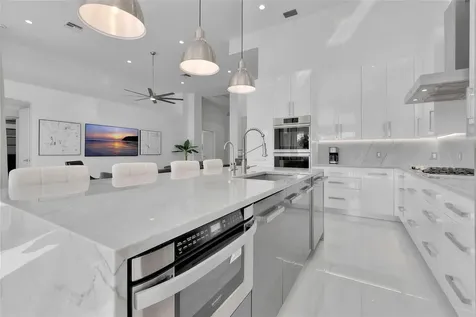 4088 Briarcliff Circle Boca Raton FL 33496