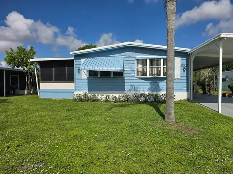 7 Madrid Lane Port St Lucie FL 34952