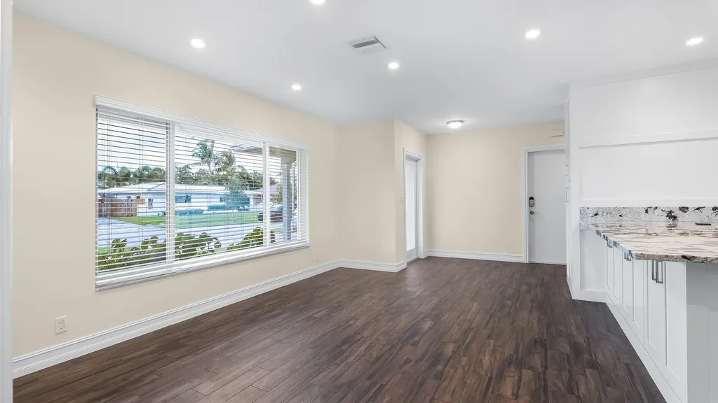 1041 SW 4th Street Boca Raton FL 33486