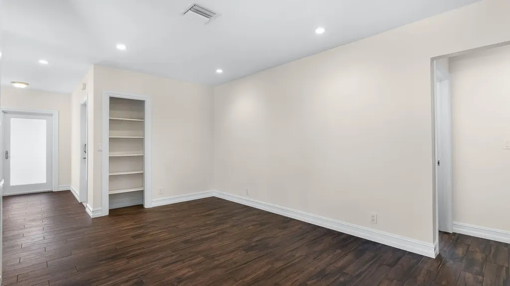 1041 SW 4th Street Boca Raton FL 33486