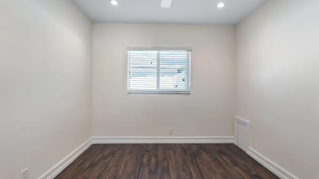 1041 SW 4th Street Boca Raton FL 33486