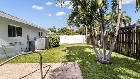 1041 SW 4th Street Boca Raton FL 33486