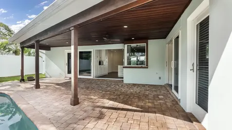 1041 SW 4th Street Boca Raton FL 33486