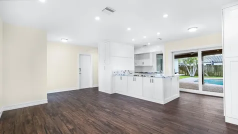 1041 SW 4th Street Boca Raton FL 33486