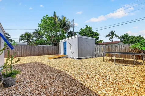 318 Glen Arbor Terrace Boynton Beach FL 33426