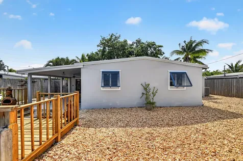 318 Glen Arbor Terrace Boynton Beach FL 33426